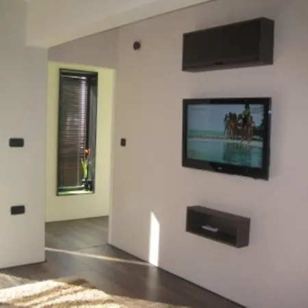 Alegria Apartment *